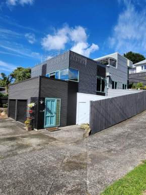 Mi Castillo on Hatea Drive, Whangarei